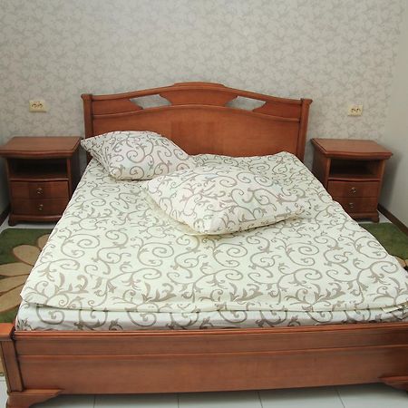 Отель Comfort Ковель Экстерьер фото
