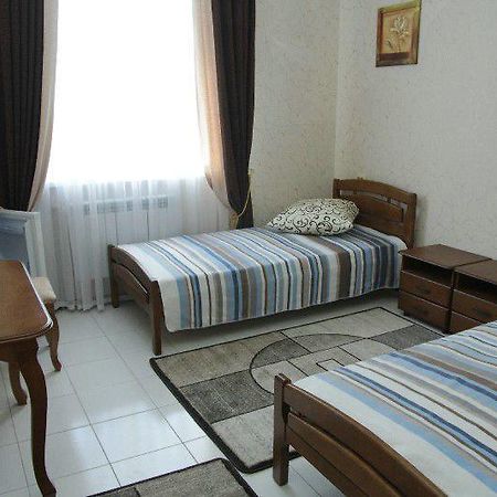 Отель Comfort Ковель Экстерьер фото