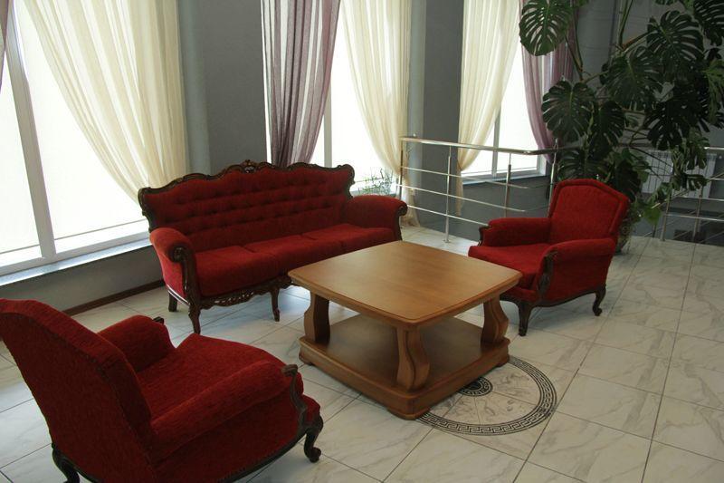 Отель Comfort Ковель Экстерьер фото