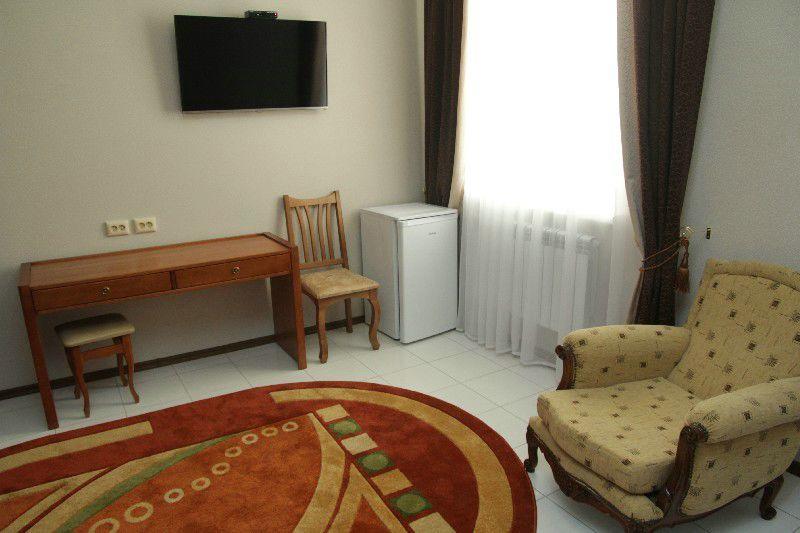 Отель Comfort Ковель Экстерьер фото