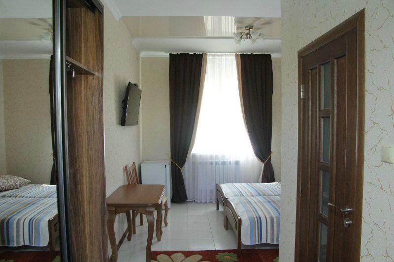 Отель Comfort Ковель Экстерьер фото